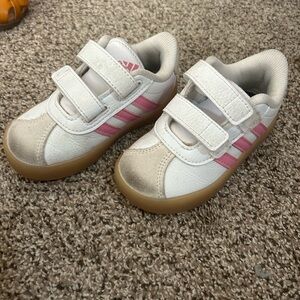 Adidas Kids White and Pink Velcro Sneakers